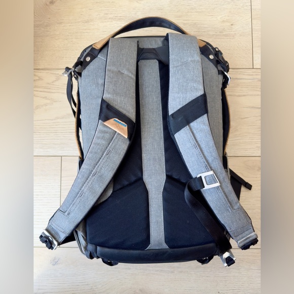 Peak Design Everyday Backpack V1 20L - Picture 3 of 8